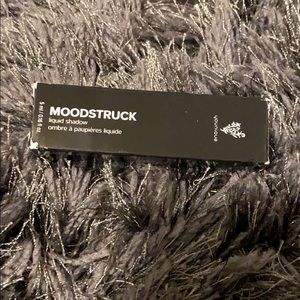 Moodstruck Liquid Shadow